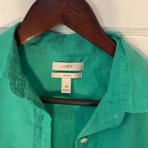 Green linen J Crew Perfect Shirt ™️